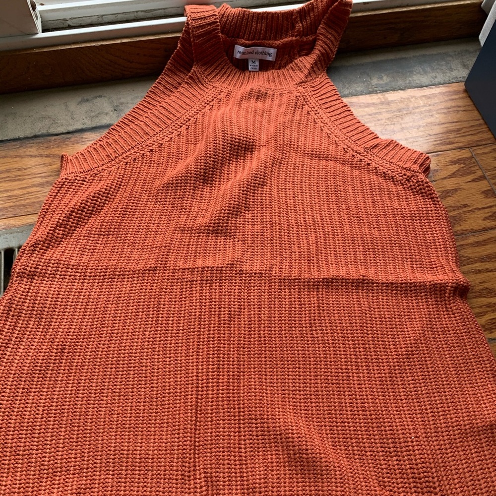 Sweater tank